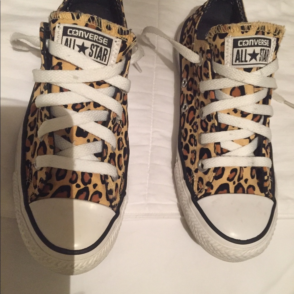 Leopard print Converse (Unisex)